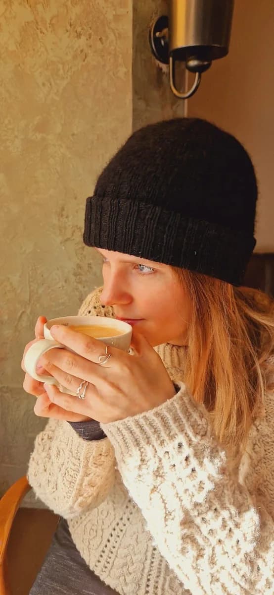 Classic Tube Hat - Daphne Knits