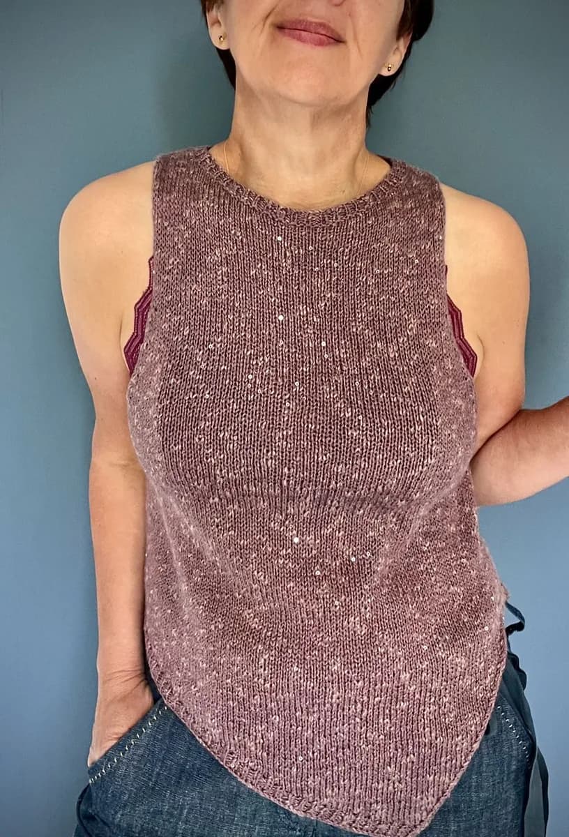 Iris Top - lryna (loveknit.nl)