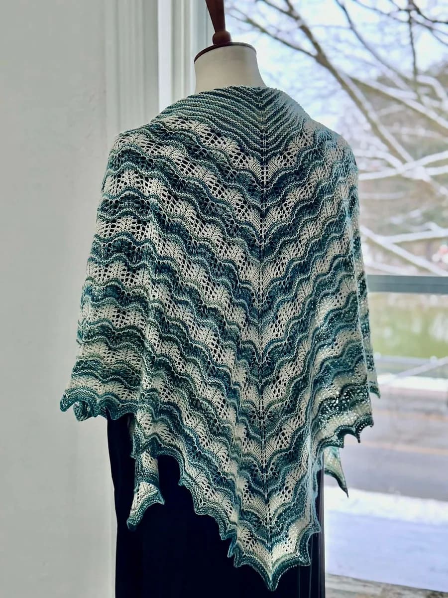 Wynara Shawl - Nikolett Corley Designs