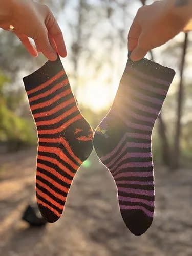 Spooky Socks versión caña a punta - Angie Cano